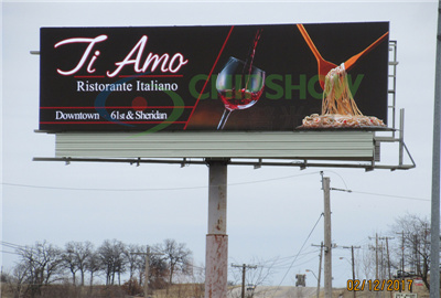 لوحة إعلانات LED جوفاء للتهوية الخارجية C-Vent P10 في الولايات المتحدة الأمريكية